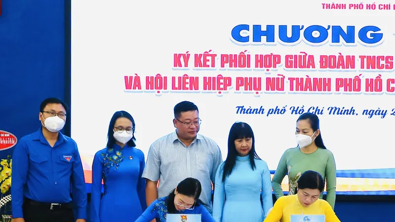 Thành đoàn TPHCM và Hội LHPN TPHCM ký kết phối hợp chiều 22-3