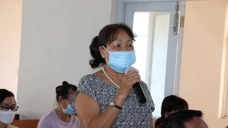 Người dân thắc mắc về việc gặp khó khi gắn đồng đồ nước