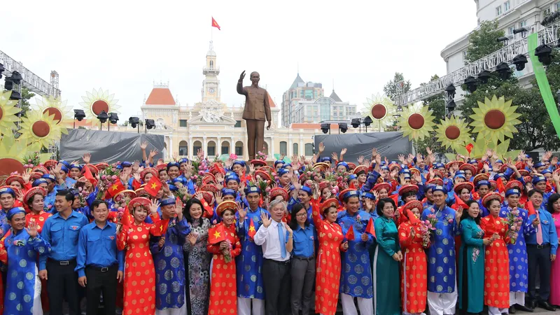 TPHCM tổ chức lễ cưới tập thể cho 100 đôi thanh niên công nhân vào ngày 2-9