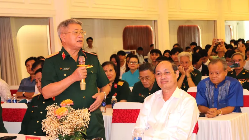 Trung tướng, Anh hùng Lực lượng Vũ trang Nhân dân Triệu Xuân Hòa, nguyên Tư lệnh Quân khu 7, nguyên Phó trưởng Ban Chỉ đạo Tây nguyên chia sẻ tại chương trình giao lưu