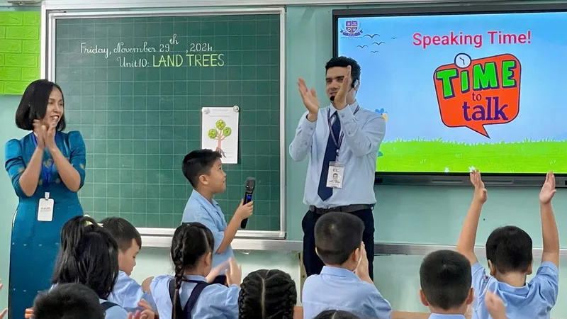 Đưa tiếng Anh thành ngôn ngữ thứ hai trong trường học: Giải bài toán nguồn lực giáo viên
