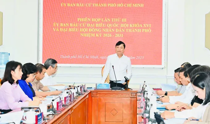 Cấm dùng vật chất để lôi kéo, mua chuộc cử tri khi vận động bầu cử