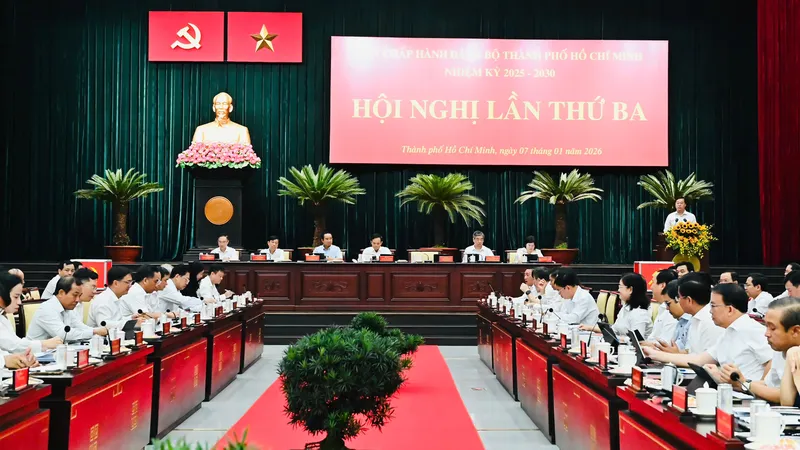 Lắng nghe, nâng cao trách nhiệm trước nhân dân: Chuẩn mực của một Đảng văn minh