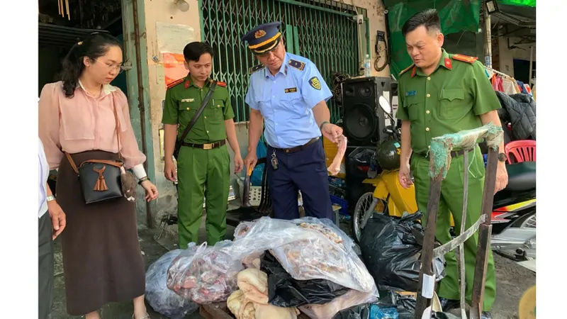Chặn đứng vấn nạn hàng gian, hàng giả: Tăng trách nhiệm, mạnh tay truy quét