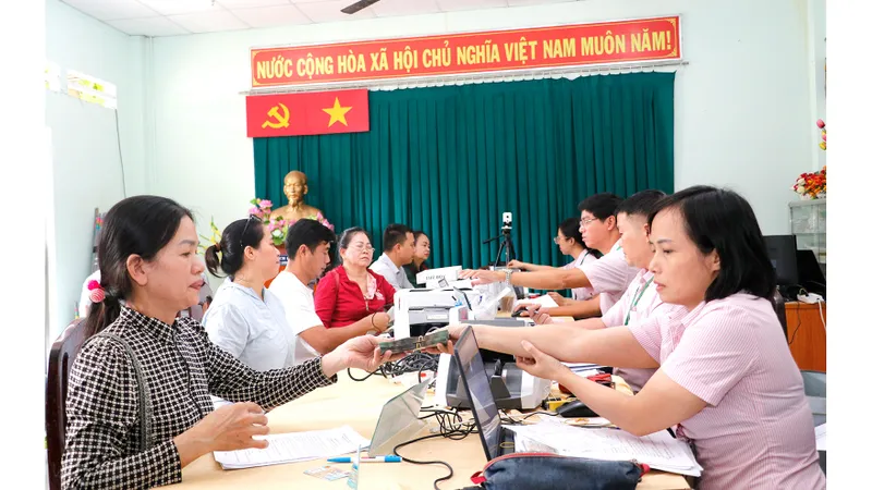 Xây dựng niềm tin bằng chính sách an sinh