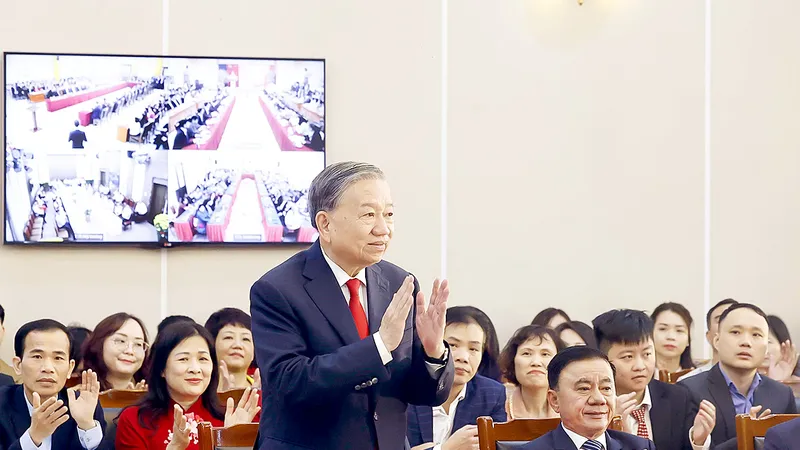 Tổng Bí thư Tô Lâm: Bắt tay ngay vào công việc, bảo đảm sự liên tục