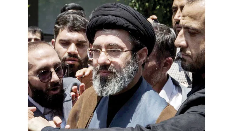 Tân lãnh tụ tối cao Iran đối mặt nhiều thách thức