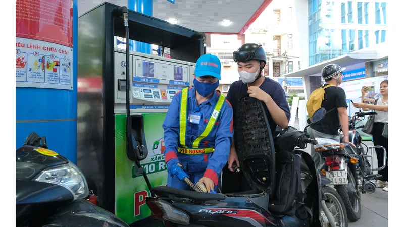 Sớm bán đại trà xăng E10, tăng nguồn cung cho thị trường