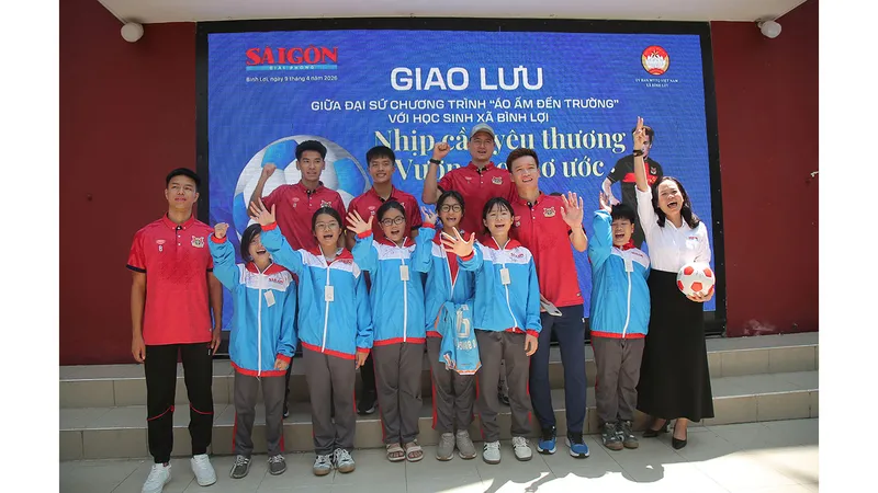 Nhịp cầu kết nối yêu thương