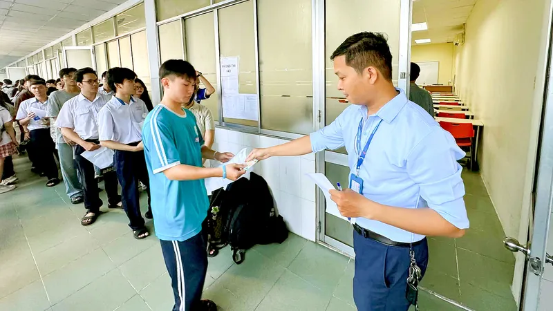 Tuyển sinh đại học năm 2026: Nhiều cách xét tuyển điểm từ kỳ thi riêng