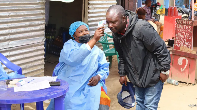 Dịch Ebola: CHDC Congo đối diện khủng hoảng kép