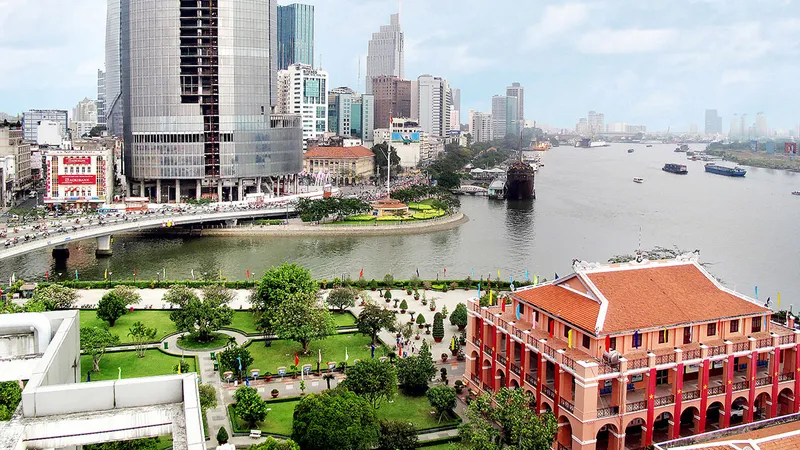Khát vọng từ Bến Nhà Rồng