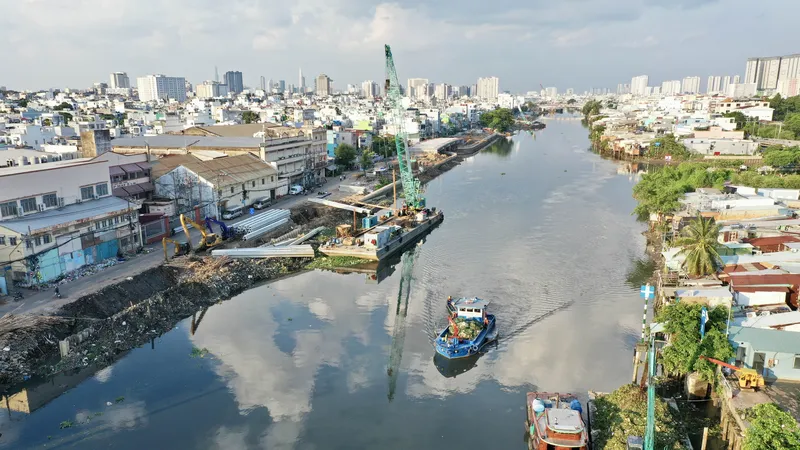 Mở ra không gian sống xanh, sạch dọc kênh Đôi