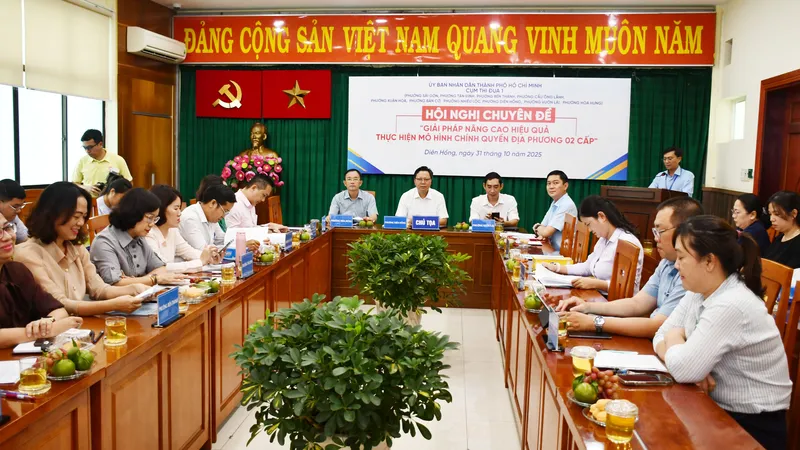 Các đại biểu tham gia hội nghị