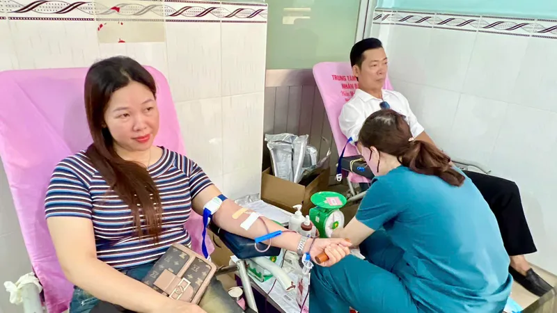 Mỗi giọt máu cho đi, một cuộc đời ở lại