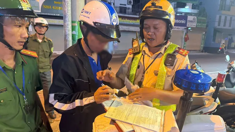 TPHCM: Phát hiện hơn 2.000 trường hợp vi phạm nồng độ cồn