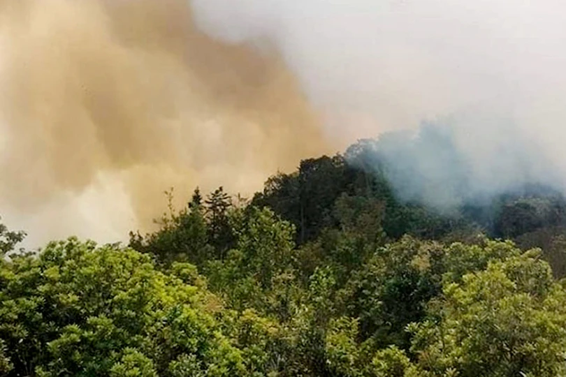 Bùng cháy rừng Tây Côn Lĩnh, 2 kiểm lâm hy sinh do ngạt khói