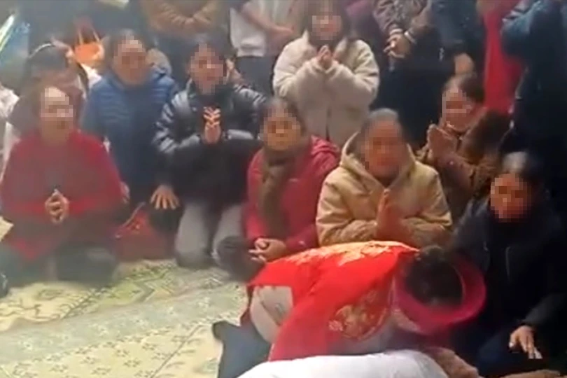 Kịp thời ngăn chặn hoạt động mê tín dị đoan tại chùa Hương Tích