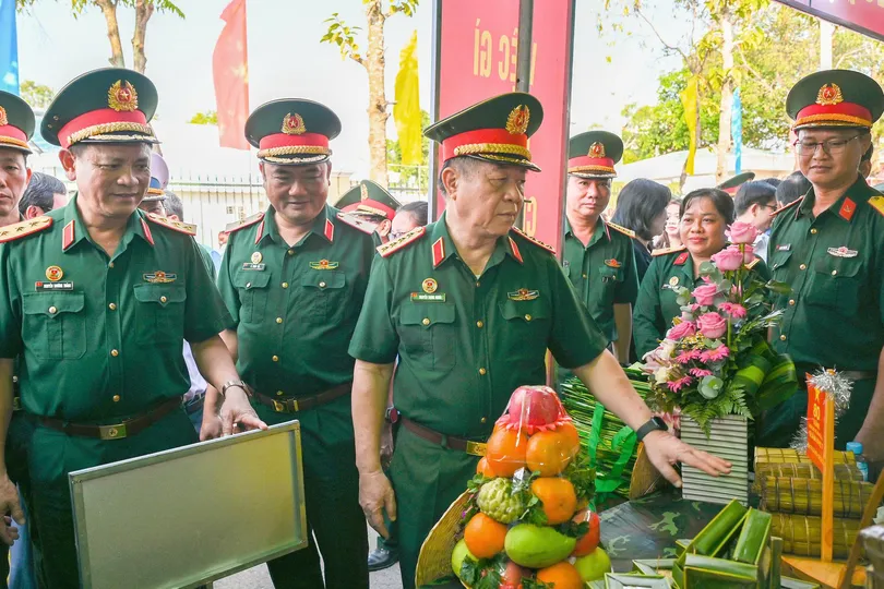 Nhiều hoạt động về nguồn nhân kỷ niệm 80 năm Ngày truyền thống LLVT Quân khu 7