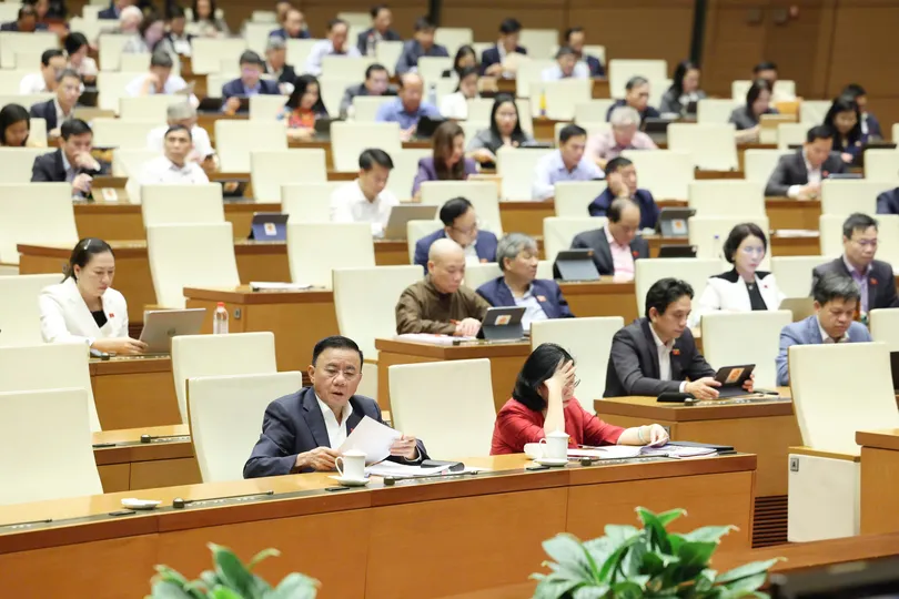 Các đại biểu dự họp Quốc hội ngày 3-12. Ảnh: QUANG PHÚC