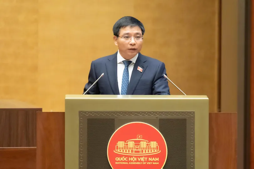 Bộ trưởng Bộ Tài chính Nguyễn Văn Thắng trình bày Báo cáo giải trình, tiếp thu, chỉnh lý dự thảo Luật sửa đổi, bổ sung một số điều của Luật Thuế giá trị gia tăng. Ảnh: QUANG PHÚC