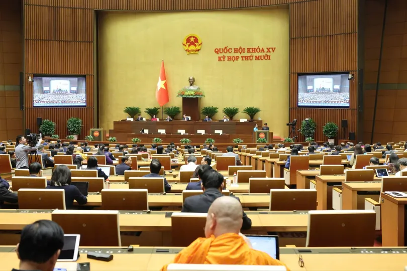 Phiên họp sáng 11-12. Ảnh: QUANG PHÚC