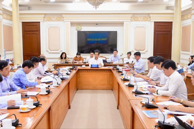 Quang cảnh cuộc họp