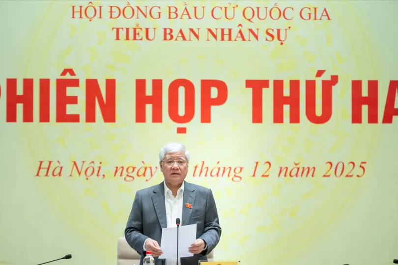 Phó Chủ tịch Thường trực Quốc hội, Phó Chủ tịch Thường trực Hội đồng Bầu cử quốc gia, Trưởng Tiểu ban Nhân sự Đỗ Văn Chiến phát biểu