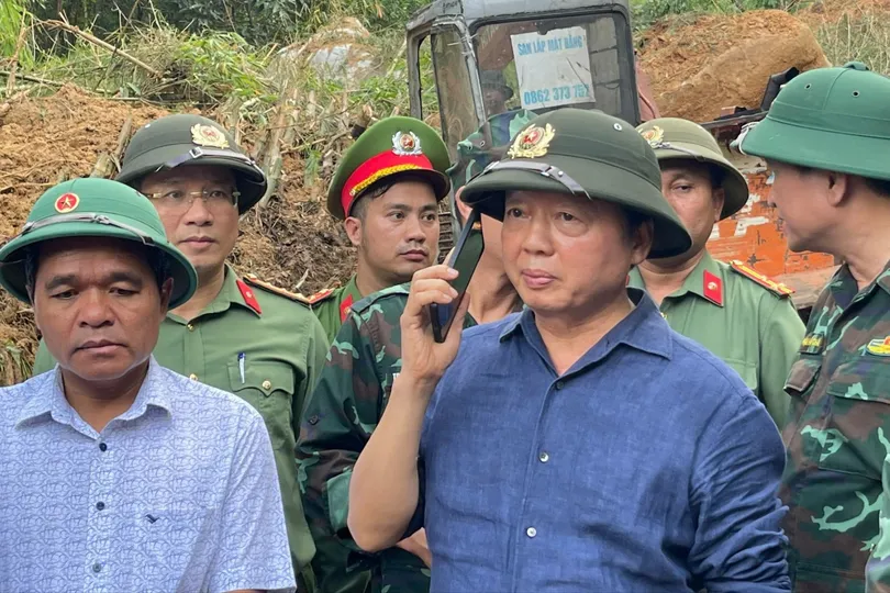 Phó Thủ tướng Trần Hồng Hà kiểm tra công tác khắc phục sạt lở Quảng Ngãi