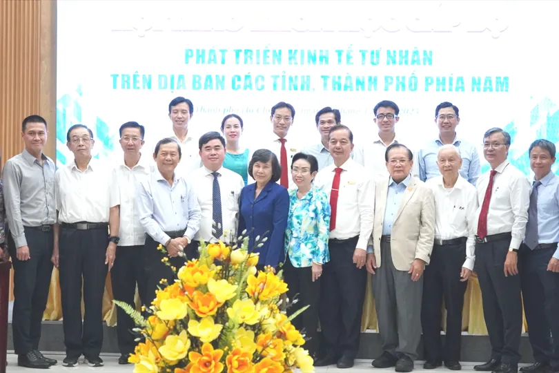 Kiến nghị rút ngắn thủ tục hành chính, giảm chi phí cho doanh nghiệp