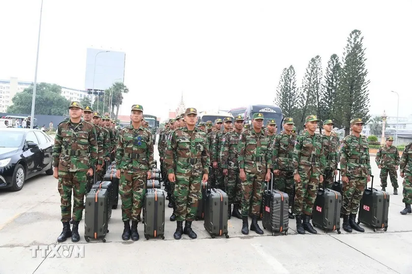 Đón đoàn Quân đội Campuchia sang Việt Nam tham gia diễu binh, diễu hành dịp 2-9