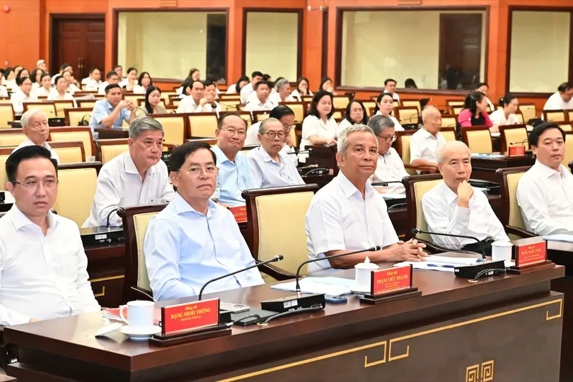 TPHCM học tập, quán triệt Nghị quyết Đại hội đại biểu Đảng bộ lần thứ I