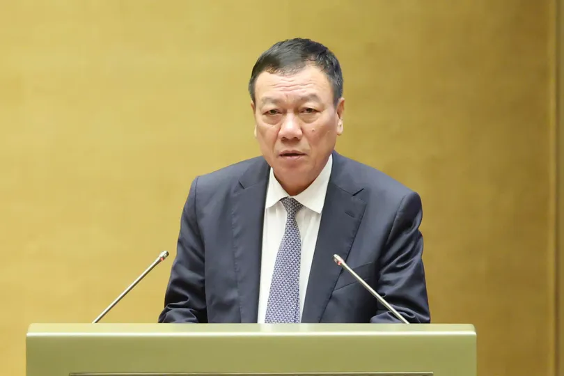 Tổng Thanh tra Chính phủ Đoàn Hồng Phong trình bày báo cáo, sáng 9-12. Ảnh: QUANG PHÚC