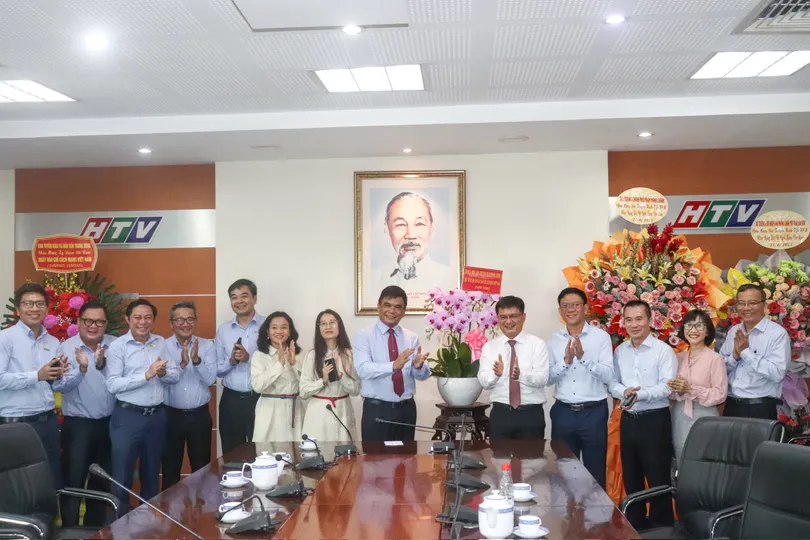 Trưởng Ban Tuyên giáo và Dân vận Thành ủy TPHCM thăm, chúc mừng các cơ quan báo chí 