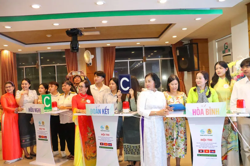 Gắn kết gia đình Việt với sinh viên Lào, Campuchia