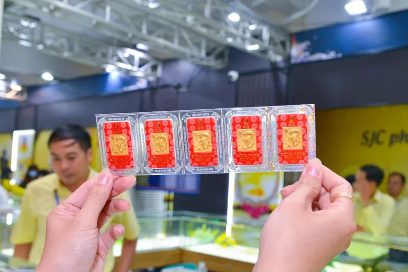 Giá vàng trong nước giảm 600.000 đồng đến 1,1 triệu đồng/lượng