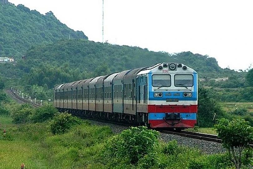 Giao nhiệm vụ lập báo cáo nghiên cứu tiền khả thi 5 dự án đường sắt trọng điểm