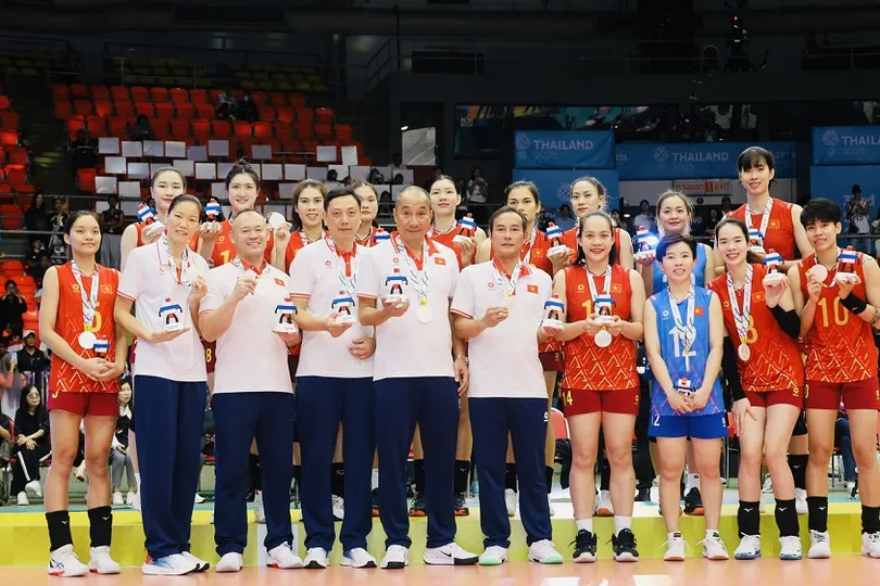 Đội tuyển bóng chuyền nữ Việt Nam giành HCB tại SEA Games 33-2025. Ảnh: DŨNG PHƯƠNG