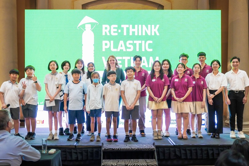 High school group uses psychology to protect environment