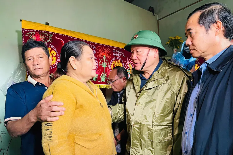 Phó Thủ tướng Thường trực Nguyễn Hòa Bình yêu cầu tỉnh Đắk Lắk sớm ổn định đời sống cho nhân dân