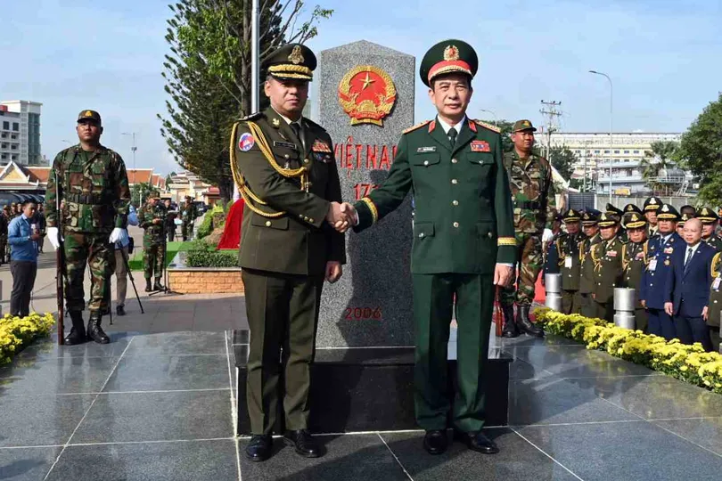 Giao lưu hữu nghị quốc phòng biên giới Việt Nam - Campuchia