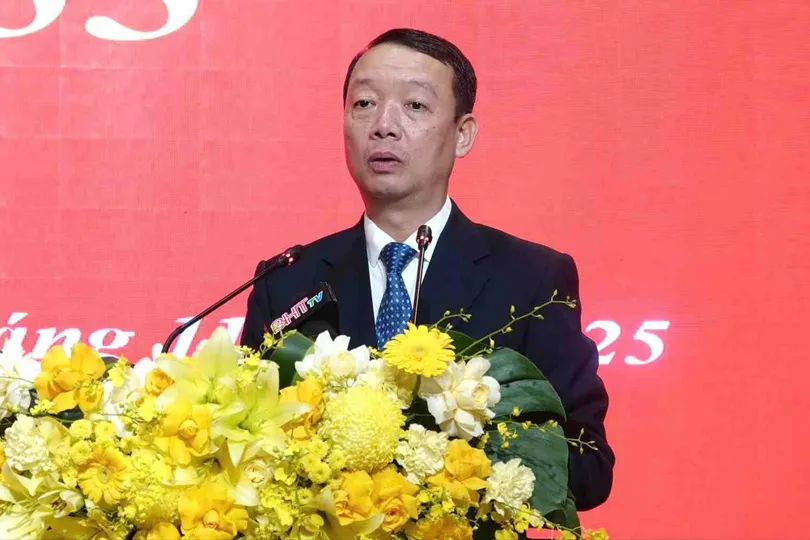 Đồng chí Phan Thiên Định, Phó Bí thư Tỉnh ủy, Chủ tịch UBND tỉnh Hà Tĩnh phát biểu nhận nhiệm vụ