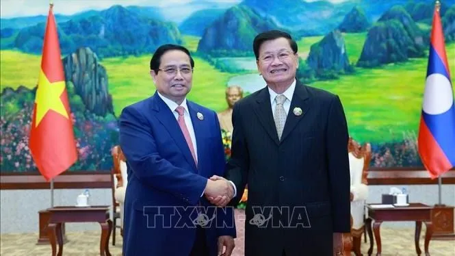 Thủ tướng Phạm Minh Chính hội kiến Tổng Bí thư, Chủ tịch nước Lào