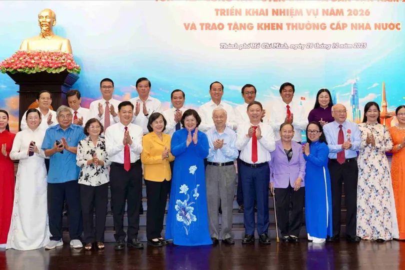 Xây dựng đội ngũ cán bộ tuyên giáo và dân vận chuyên tâm, thạo việc