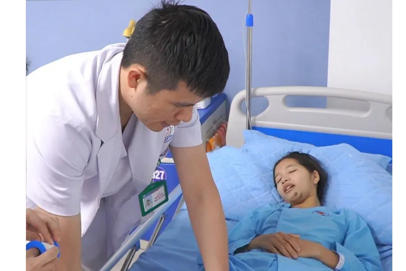 Ước mơ dang dở của nữ sinh mồ côi cha mẹ