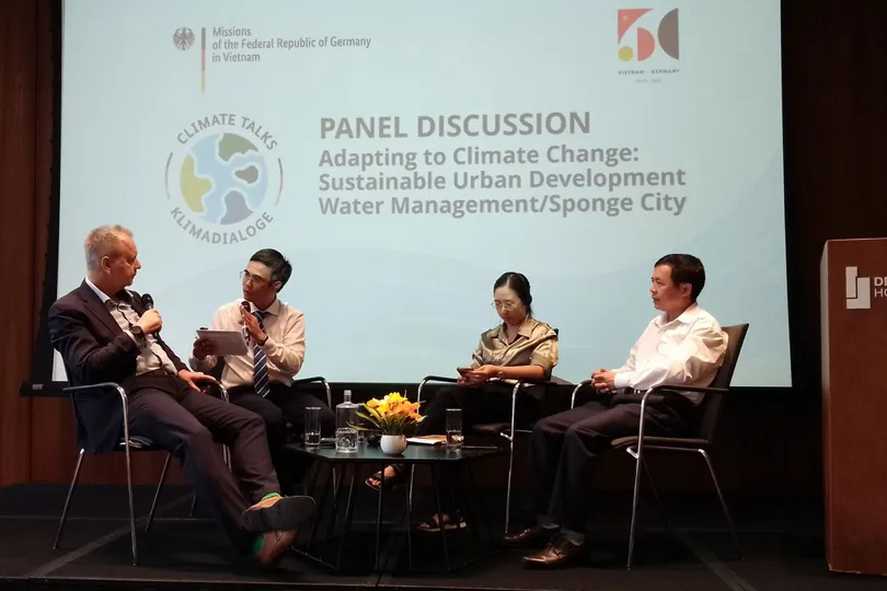 Phát triển đô thị bền vững, thích ứng biến đổi khí hậu