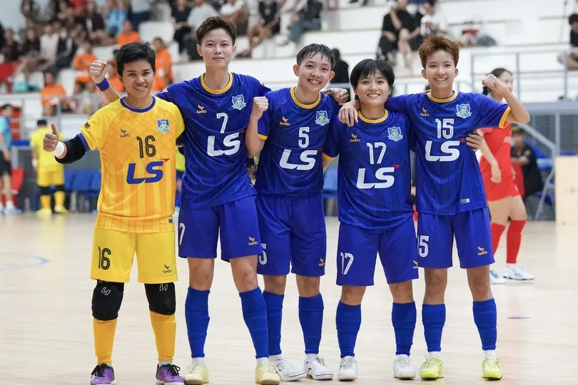 Niềm vui chiến thắng của Thái Sơn Nam TPHCM. ẢNH: QUỐC KHANH