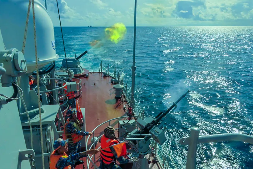 Vùng 2 Hải quân: Xử trí tốt các tình huống trên biển đúng đối sách, không để bị động, bất ngờ