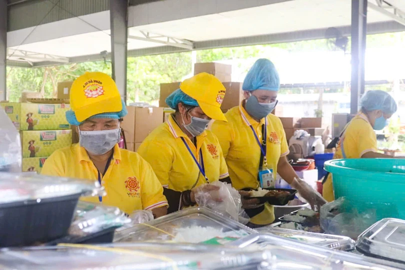 Những tấm lòng phụng sự thầm lặng