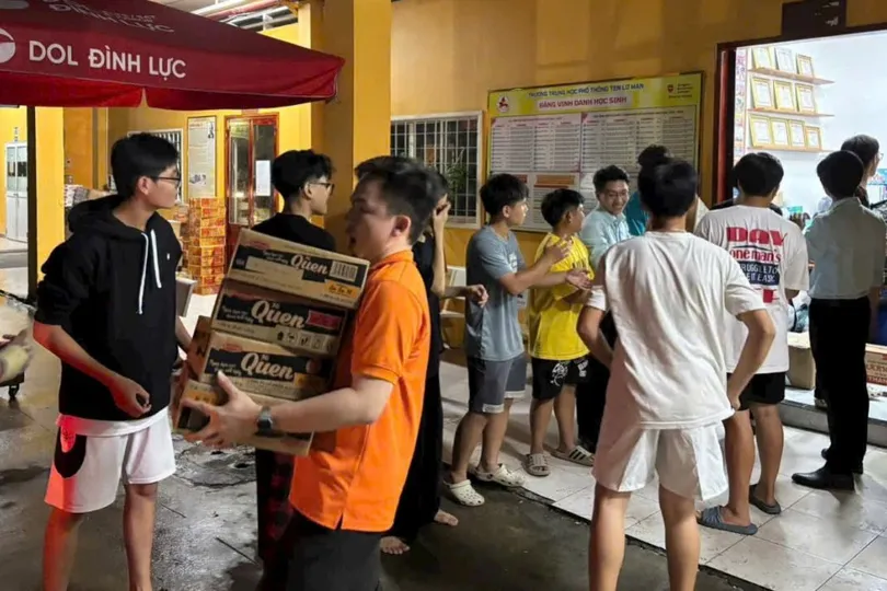 TPHCM: Giáo viên, học sinh hướng về đồng bào vùng lũ